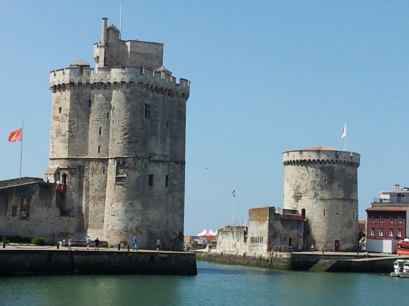 La Rochelle: de 2 torens waarmee de haven et een ketting kon worden afgesloten