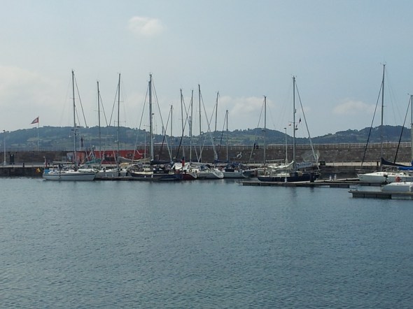 haven van Gijon, zoek de Aurora...