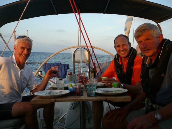 dineren in de kuip op zee