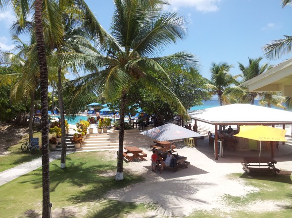 met weer een leuke beachbar voor de sundowners met ARC deelnemers