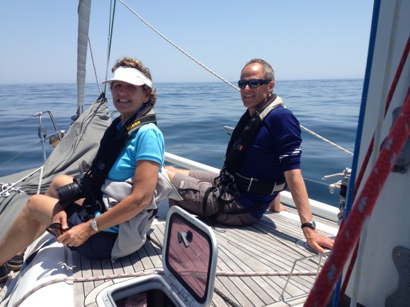 Rob en Corrie genieten op het voordek