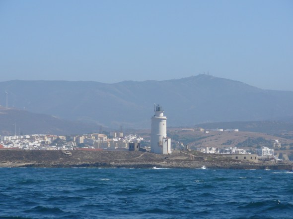 Tarifa, de zuidelijkste vuurtoren van Europa en begin van de straat van Gibraltar