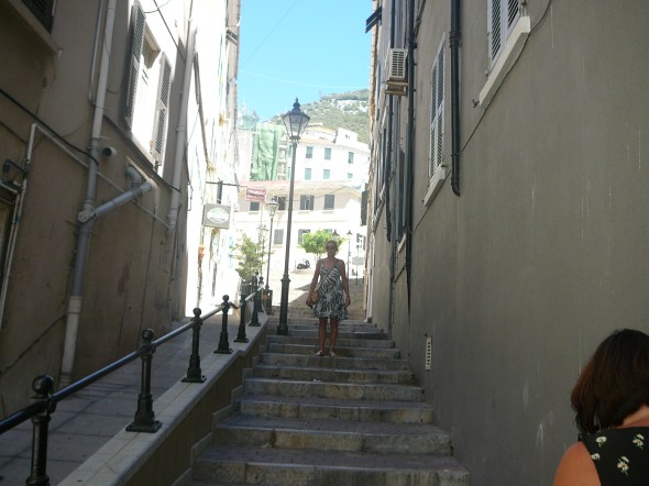 ook oude staartjes en huizen in Gibraltar