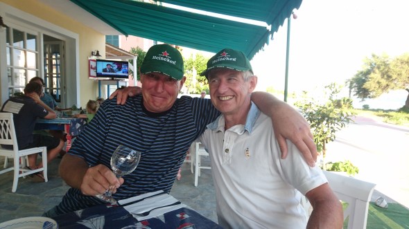 Roy en Frans houden de Nederlandse eer hoog (maar drinken een Mythos...)