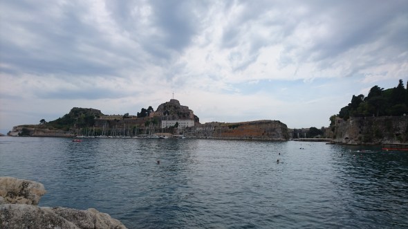 vertrek van Corfu stad